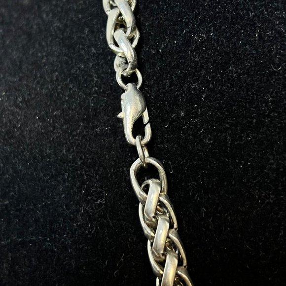 Vintage Chunky 17" Silver Tone Foxtail Necklace W/Heavy 2 Toned Pendant (3736) - Picture 6 of 6